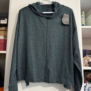 Gap, Size L, 93% Polyester, 7% Spandex